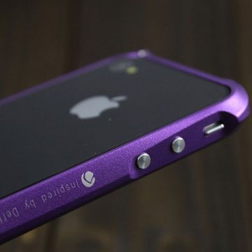 Demolition Aluminium Bumper til iPhone 4 (Lilla)