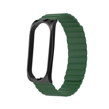 Xiaomi Mi Smart Band 6 / 5 silikoneurrem med integreret cover - Militærgrøn